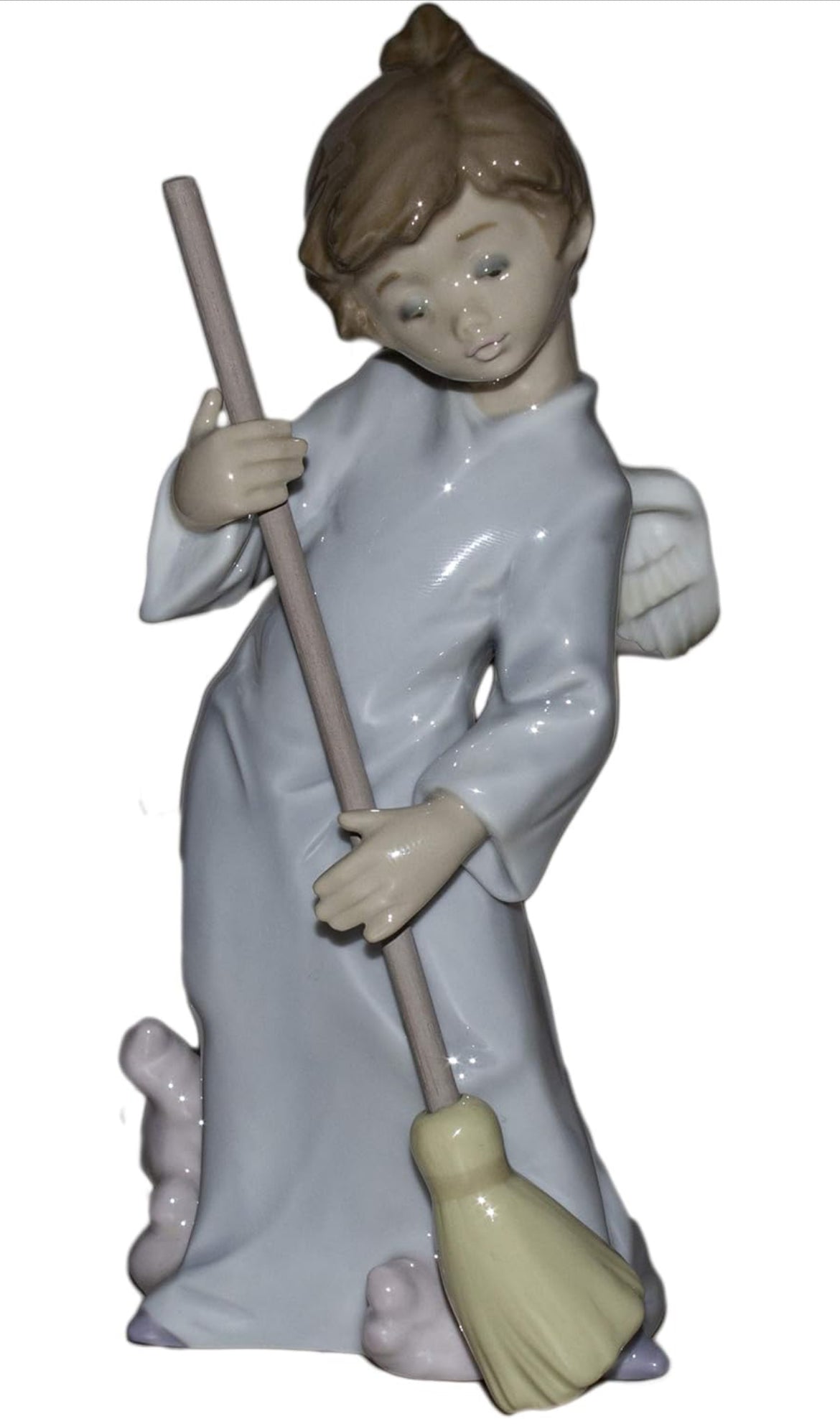 Lladro - Sweep Away The Clouds - Porcelain Figurine