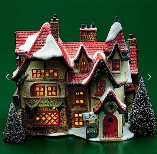 Department 56 - North Pole Village - Santa’s Workshop