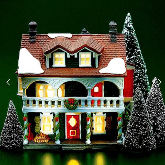 Department 56 - New England Village - Captain's Cottage