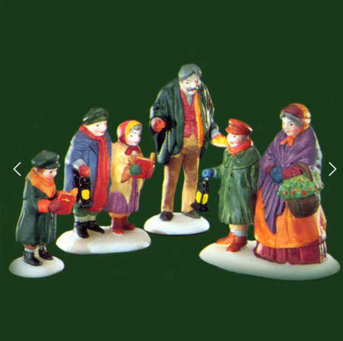 Department 56 - Heritage Village - Carolers On The Doorstep