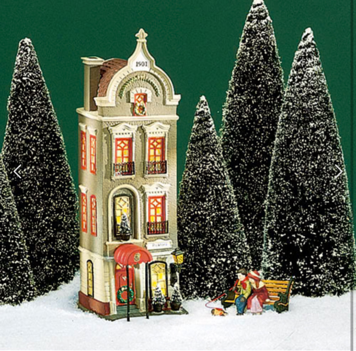 Department 56 - Christmas In The City - Pickford Place