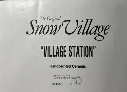 Department 56 - Snow Village - Village Station