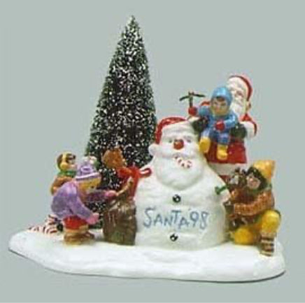 Department 56 -  Snow Village - Santa Comes To Town , 1998